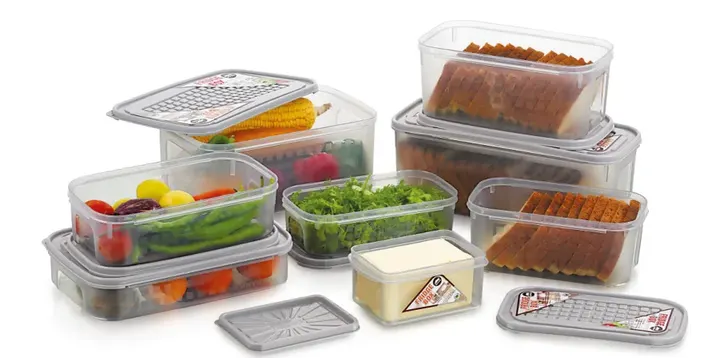 Rhyno Bread Box — Plastic Storage Containers